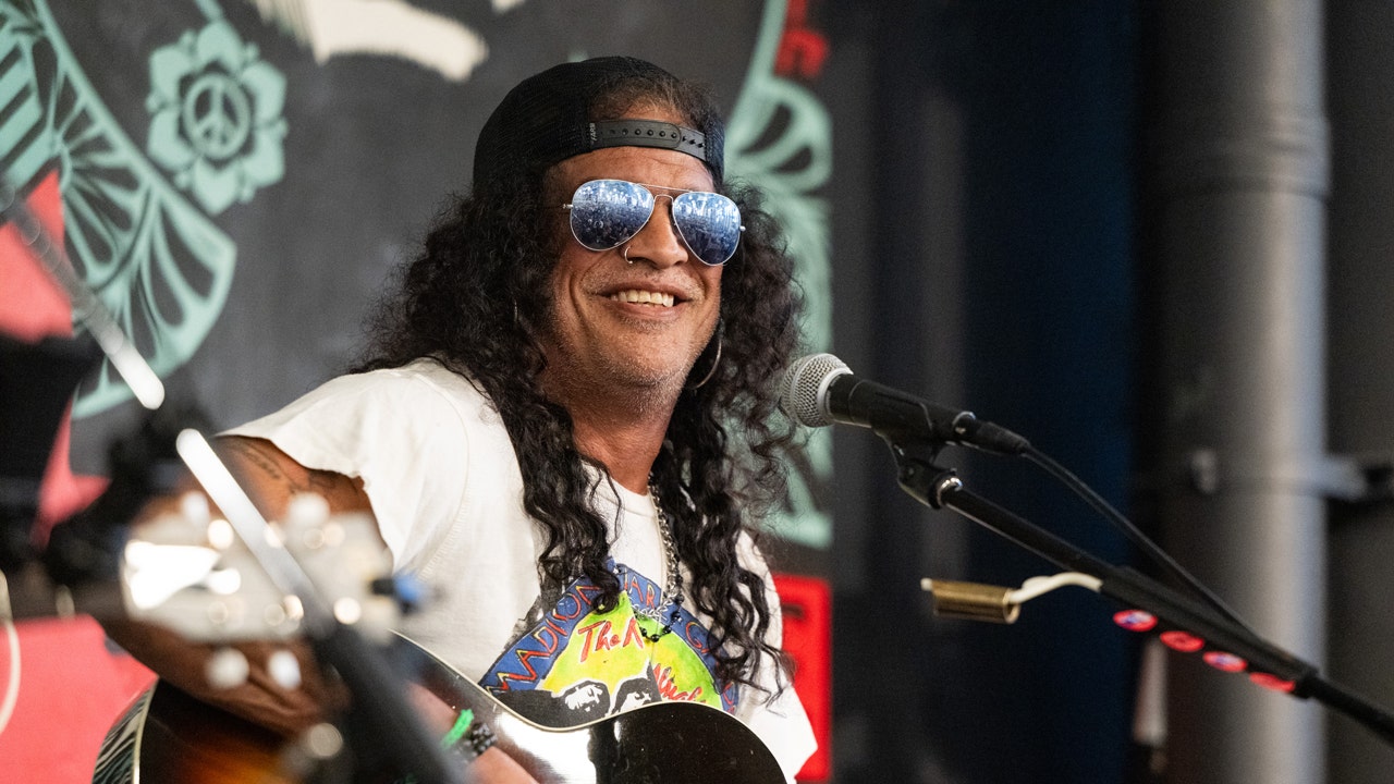 Tragic Farewell: Slash’s Stepdaughter Leaves Behind Heartbreaking Note Before Her Untimely Death Tragic Farewell: Slash’s Stepdaughter Leaves Behind Heartbreaking Note Before Her Untimely Death