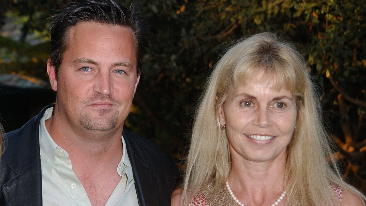 Matthew Perry’s Mom Reveals Chilling Premonition in Last Heartbreaking Conversation Before His Death Matthew Perry’s Mom Reveals Chilling Premonition in Last Heartbreaking Conversation Before His Death