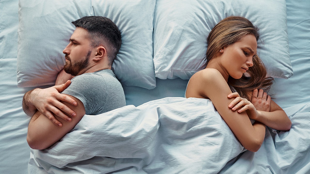 Vacationing Couples Embrace ‘Sleep Divorce’: The Surprising New Trend Taking Getaways by Storm! Vacationing Couples Embrace ‘Sleep Divorce’: The Surprising New Trend Taking Getaways by Storm!