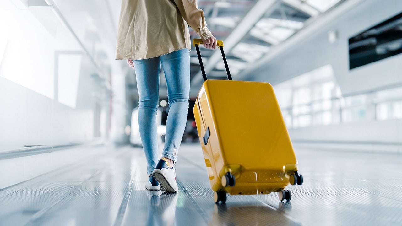 Discover 17 Game-Changing Travel Hacks for an Epic Fall and Winter Adventure!