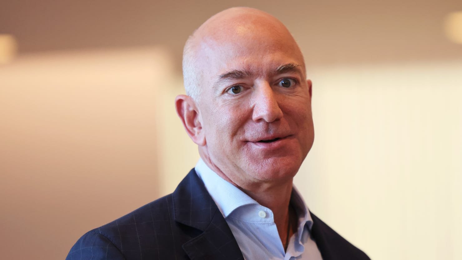 Amazon Founder Jeff Bezos Loses $20 Billion in a Week as Stock Market Tumbles