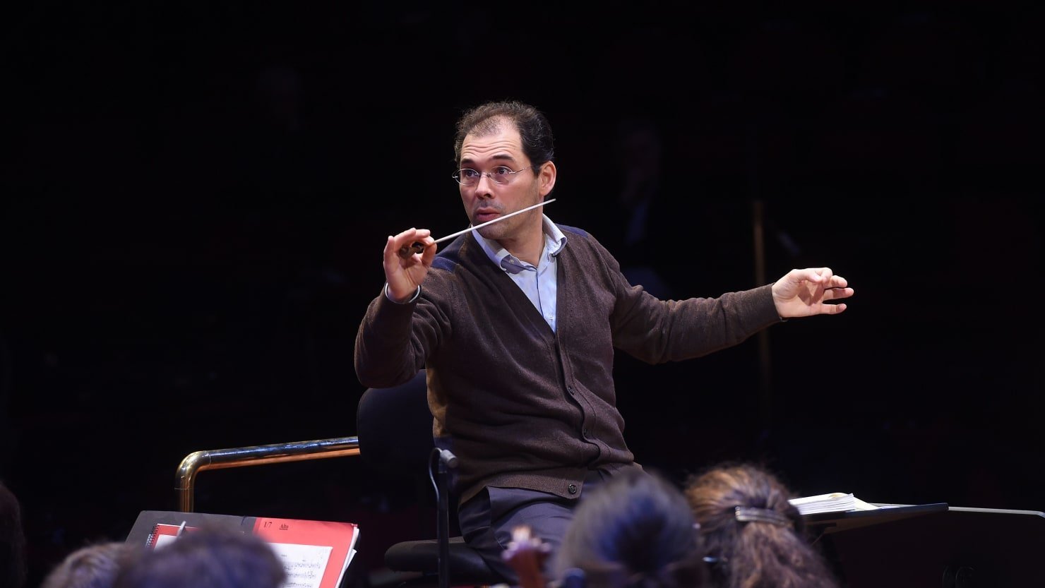 Bolshoi Conductor Tugan Sokhiev Resigns Russian, French Posts Under Pressure to Denounce Putin’s Invasion