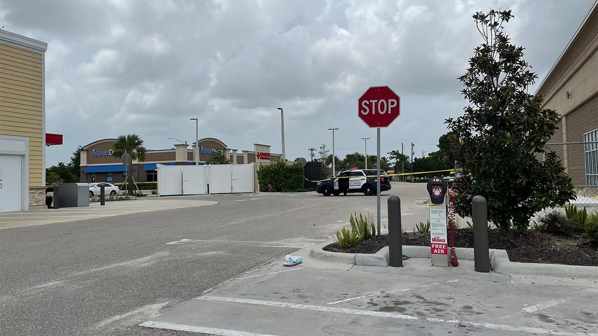Cape Coral Police investigating Wawa shooting at Santa Barbara Blvd and Veterans Pkwy