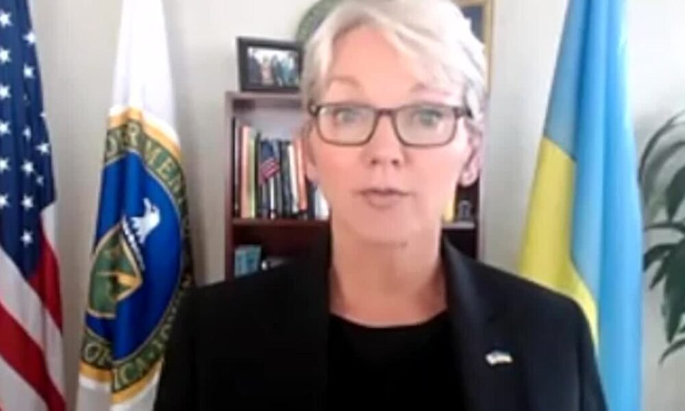 Energy Secretary Granholm talks with FOX4 as White House rolls out electric car charger plan