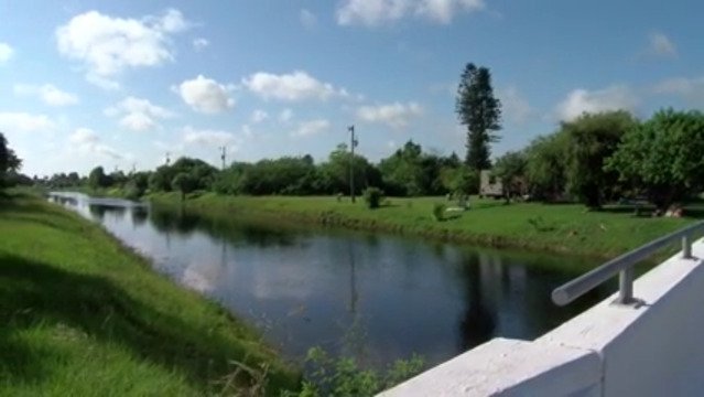Deputies investigate death in Lehigh Acres canal