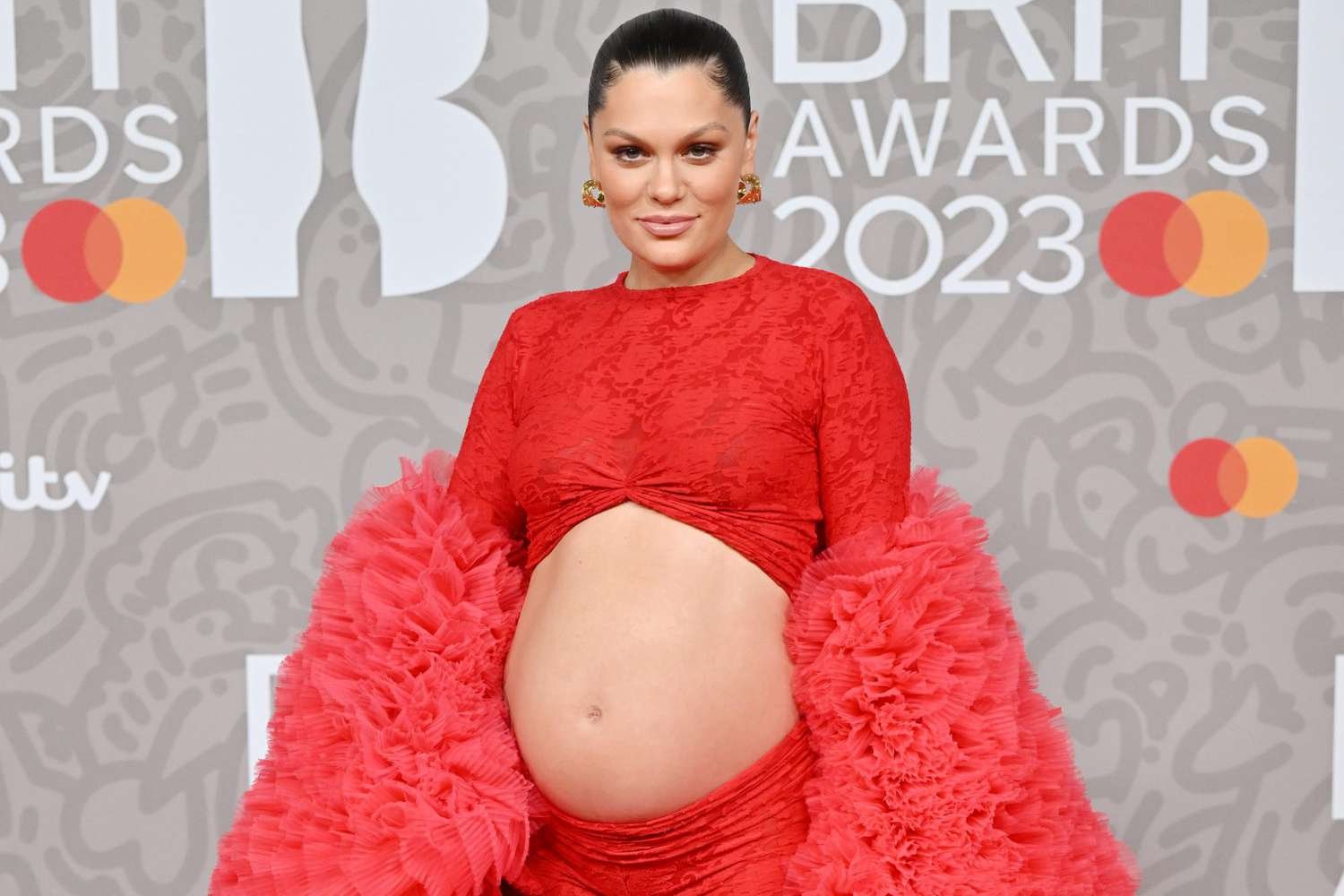 Pregnant Jessie J Reveals She's Having a Baby Boy, Shows Bump at BRITs