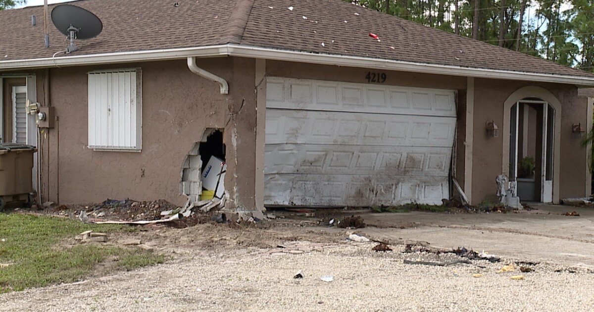 Lehigh Acres Witnesses Double Collision as Two Cars Hit Houses Simultaneously