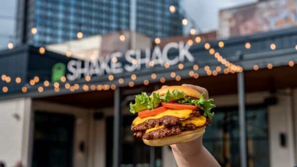 Exciting News: Shake Shack Set to Open at Mercato in North Naples!