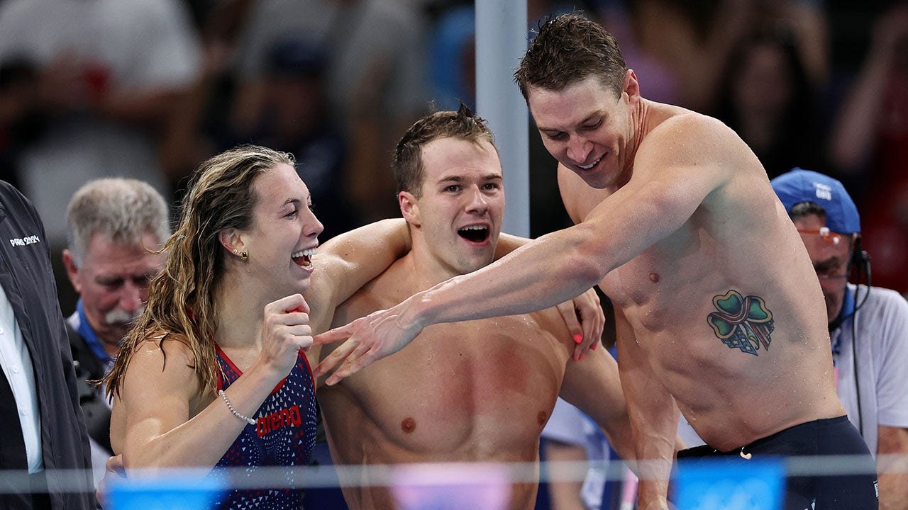 USA Mixed 4x100m Medley Relay Team Sets World Record to Claim Gold at Olympics